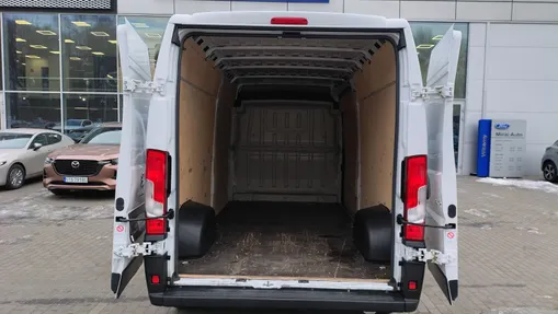 PEUGEOT Boxer Boxer 335 BlueHDi L3H2