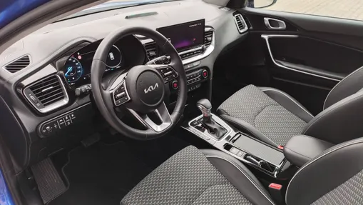 KIA Cee'd Ceed 1.6 GDI PHEV Business Line DCT