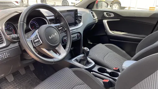 KIA Cee'd Ceed 1.5 T-GDI M