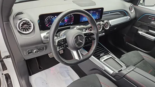 MERCEDES-BENZ GLB GLB 200 d AMG Line 8G-DCT