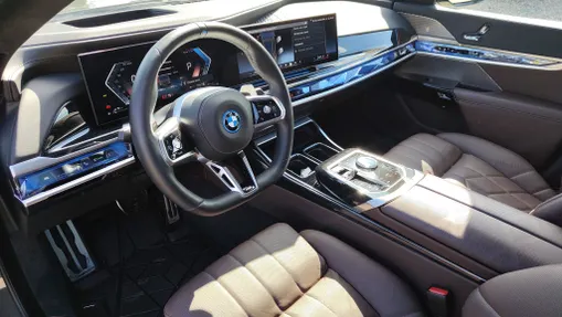 BMW Seria 7 750e PHEV xDrive M Sport sport-aut