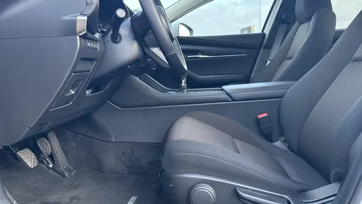 MAZDA 3 3 2.0 mHEV Centre-Line