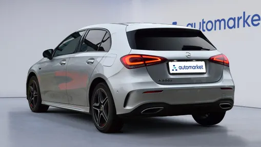 MERCEDES-BENZ A Klasa A 250 e AMG Line 8G-DCT