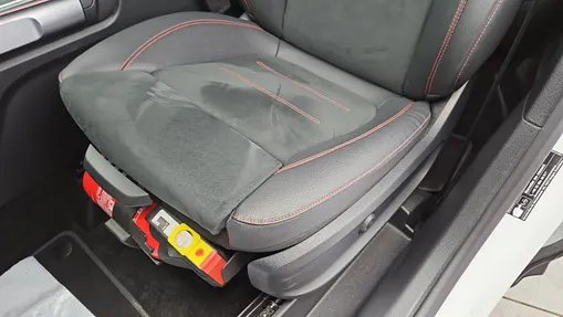 MERCEDES-BENZ GLB GLB 200 d AMG Line 8G-DCT
