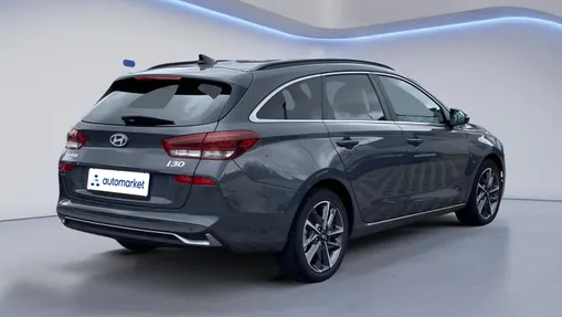 HYUNDAI i30 i30 1.5 T-GDI 48V Smart