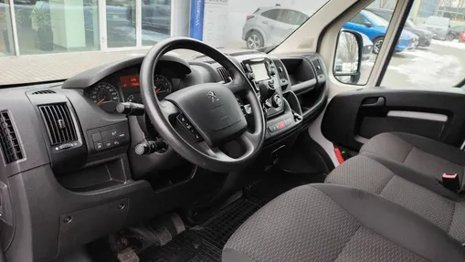 PEUGEOT Boxer Boxer 335 BlueHDi L3H2
