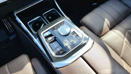 BMW Seria 7 750e PHEV xDrive M Sport sport-aut