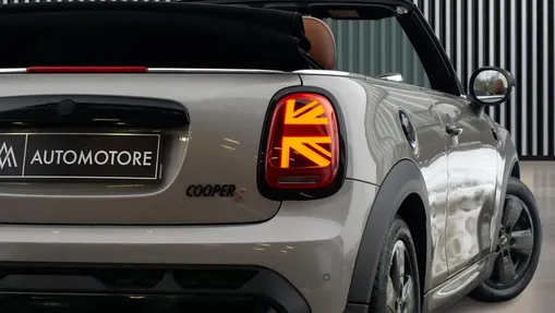 MINI [BMW] Cabrio Cooper S John Cooper Works Trim sport-aut