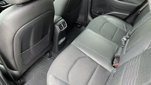 HYUNDAI i30 i30 1.5 T-GDI 48V Smart