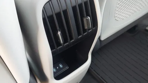HYUNDAI Kona Kona Electric 65kWh Smart Nowy