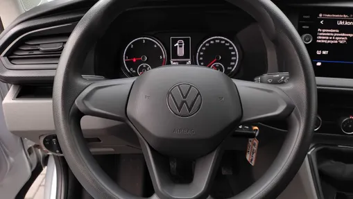 VOLKSWAGEN Transporter Transporter T6.1 TDI L2H1