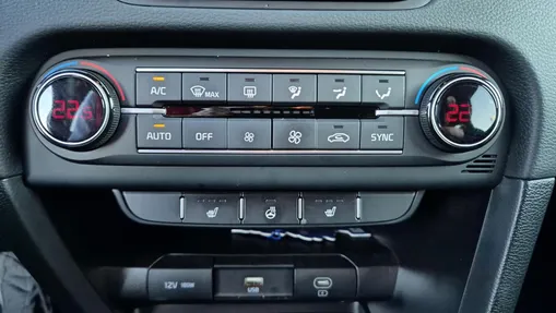 KIA Cee'd Ceed 1.5 T-GDI M
