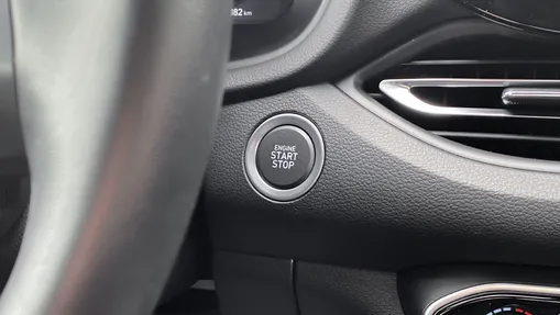 HYUNDAI i30 i30 1.5 T-GDI 48V Smart