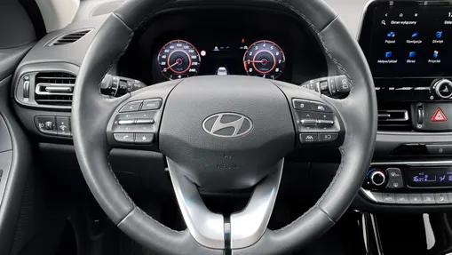 HYUNDAI i30 i30 1.5 T-GDI 48V Smart Plus
