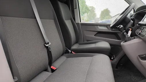 VOLKSWAGEN Transporter Transporter T6.1 TDI L2H1