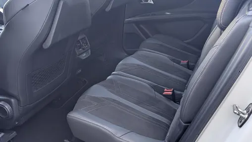 PEUGEOT 5008 5008 2.0 BlueHDI GT S&S EAT8