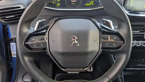PEUGEOT 2008 2008 1.2 PureTech GT S&S EAT8