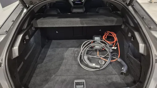 PEUGEOT 408 408 1.6 Plug-In Hybrid 225 GT EAT8