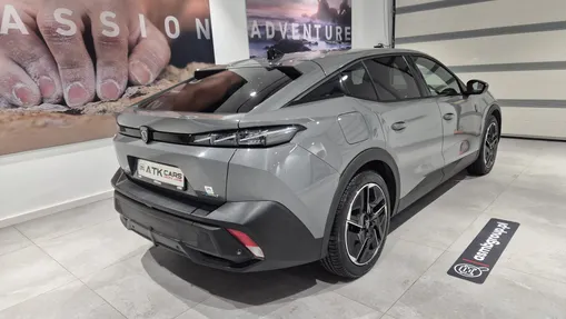 PEUGEOT 408 408 1.6 Plug-In Hybrid 225 GT EAT8