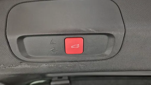 PEUGEOT 408 408 1.6 Plug-In Hybrid 225 GT EAT8