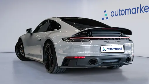 PORSCHE 911 911 Carrera 4 GTS