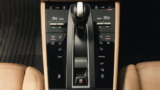 PORSCHE Macan Macan