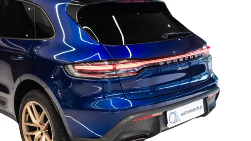 PORSCHE Macan Macan
