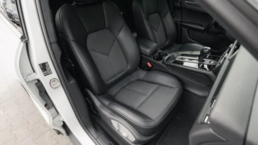 PORSCHE Macan Macan