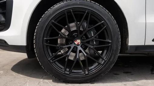 PORSCHE Macan Macan