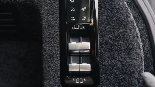 LAND ROVER Range Rover Range Rover 3.0 D350 mHEV LWB Autobiography 7os.
