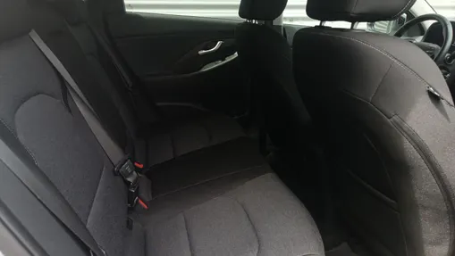 HYUNDAI i30 i30 1.5 T-GDI 48V Smart
