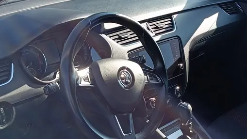 SKODA Octavia -