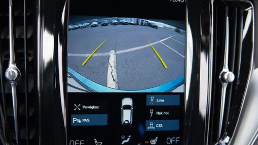 VOLVO XC60 XC60 B4 D AWD R-Design aut