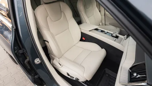 VOLVO XC60 XC60 B4 D AWD Inscription aut