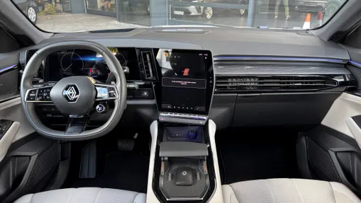 RENAULT Espace Espace 1.2 E-Tech Full Hybrid 200 Techno MMT 5os.