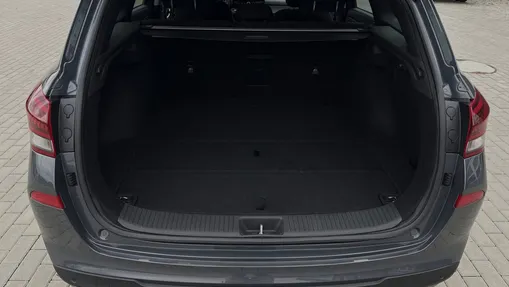 HYUNDAI i30 i30 1.5 T-GDI 48V Smart Plus