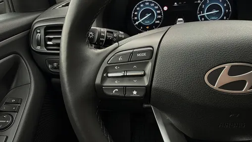 HYUNDAI i30 i30 1.5 T-GDI 48V Smart Plus