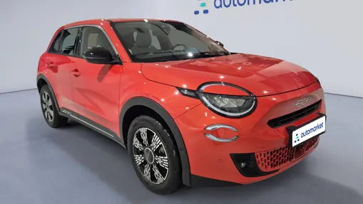 FIAT 600 600 1.2 Turbo Hybrid eDCT