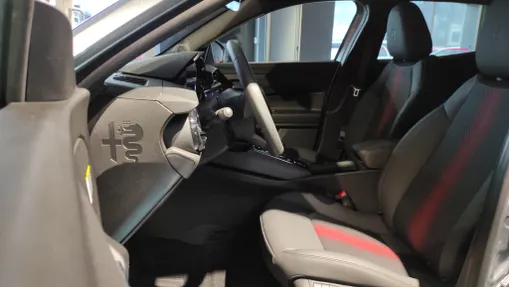 ALFA ROMEO Junior Junior 1.2 mHEV Ti eDCT Nowy