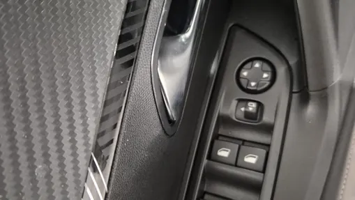 PEUGEOT 2008 2008 PureTech 100 Allure S&S BVM6