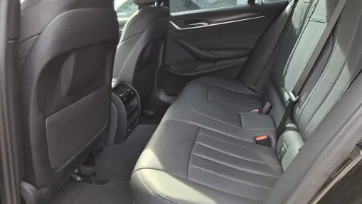 BMW Seria 5 530e M Sport sport-aut