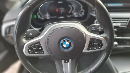 BMW Seria 5 530e M Sport sport-aut