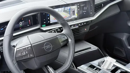 OPEL Grandland X Grandland Electric 73kWh Standard Range Ultimate AWD Nowy