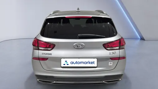 HYUNDAI i30 i30 1.5 T-GDI 48V Smart