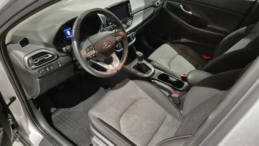 HYUNDAI i30 i30 1.5 T-GDI 48V Smart
