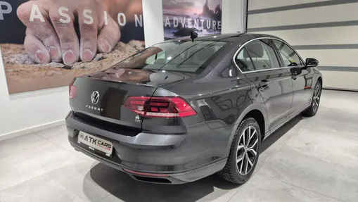 VOLKSWAGEN Passat Passat 2.0 TDI EVO Business DSG