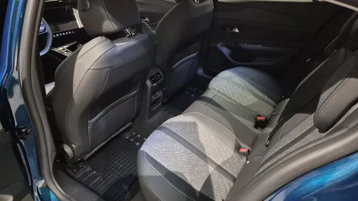 PEUGEOT 408 408 1.2 PureTech Allure S&S EAT8
