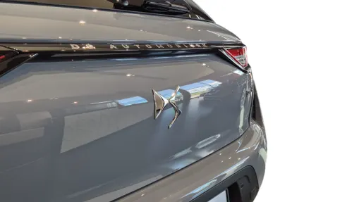 DS DS3 Crossback DS 3 mHEV Étoile e-DCS6 Nowy