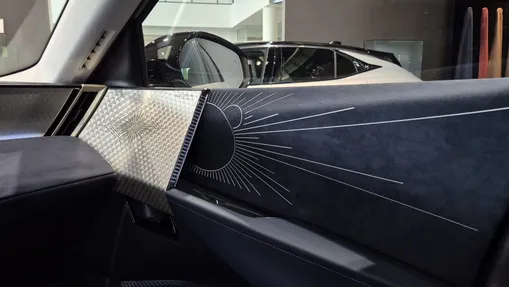 DS N°8 N°8 97.2kWh Long Range AWD Jules Verne Nowy