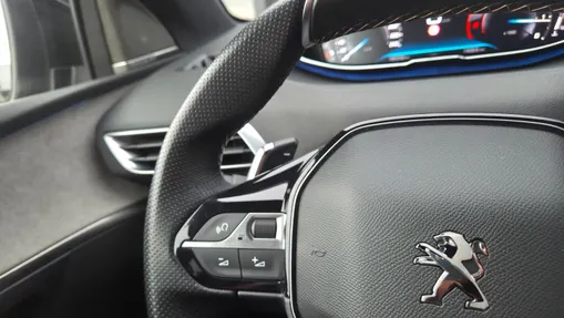 PEUGEOT 5008 5008 2.0 BlueHDI GT S&S EAT8